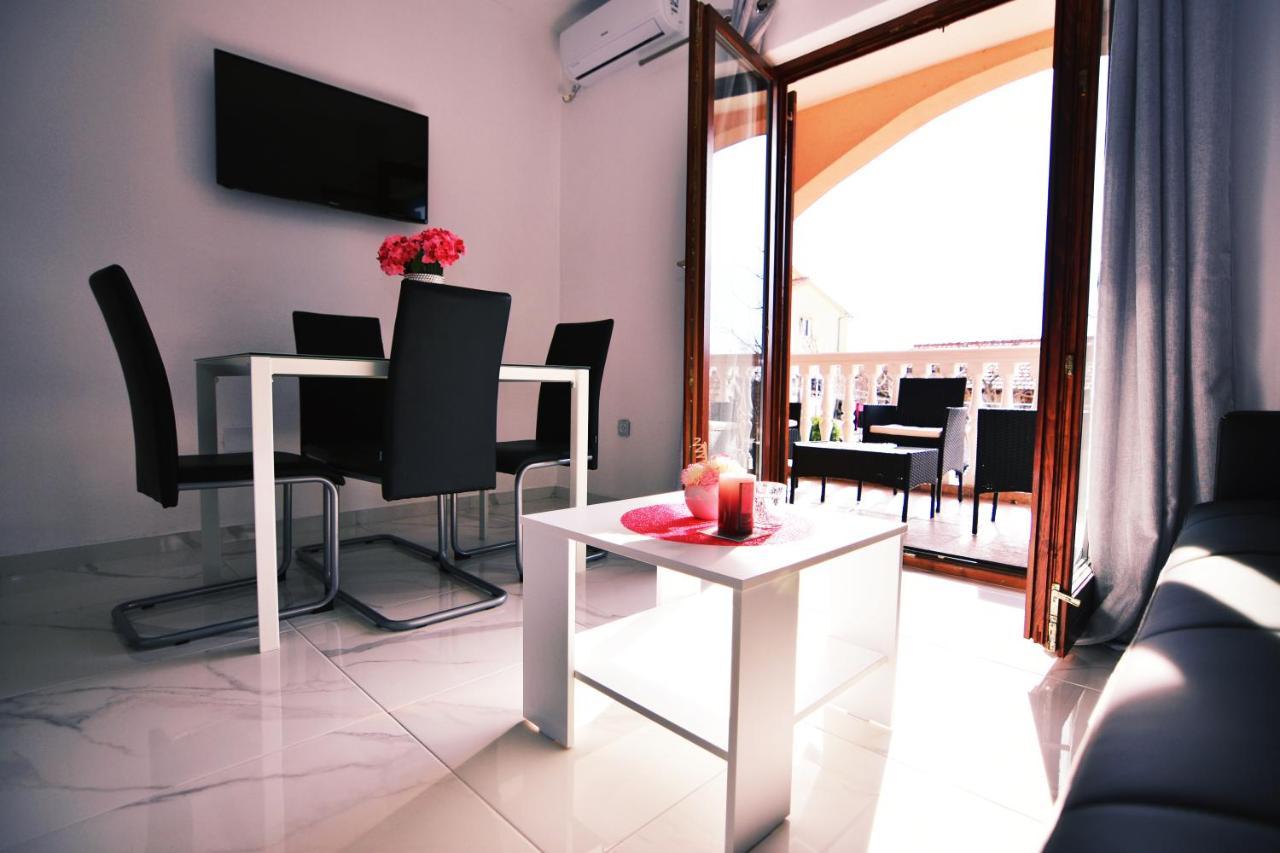 Apartments Samac Šibenik Exteriér fotografie